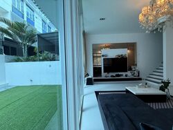 Wak Hassan Drive (D27), Terrace #594062301